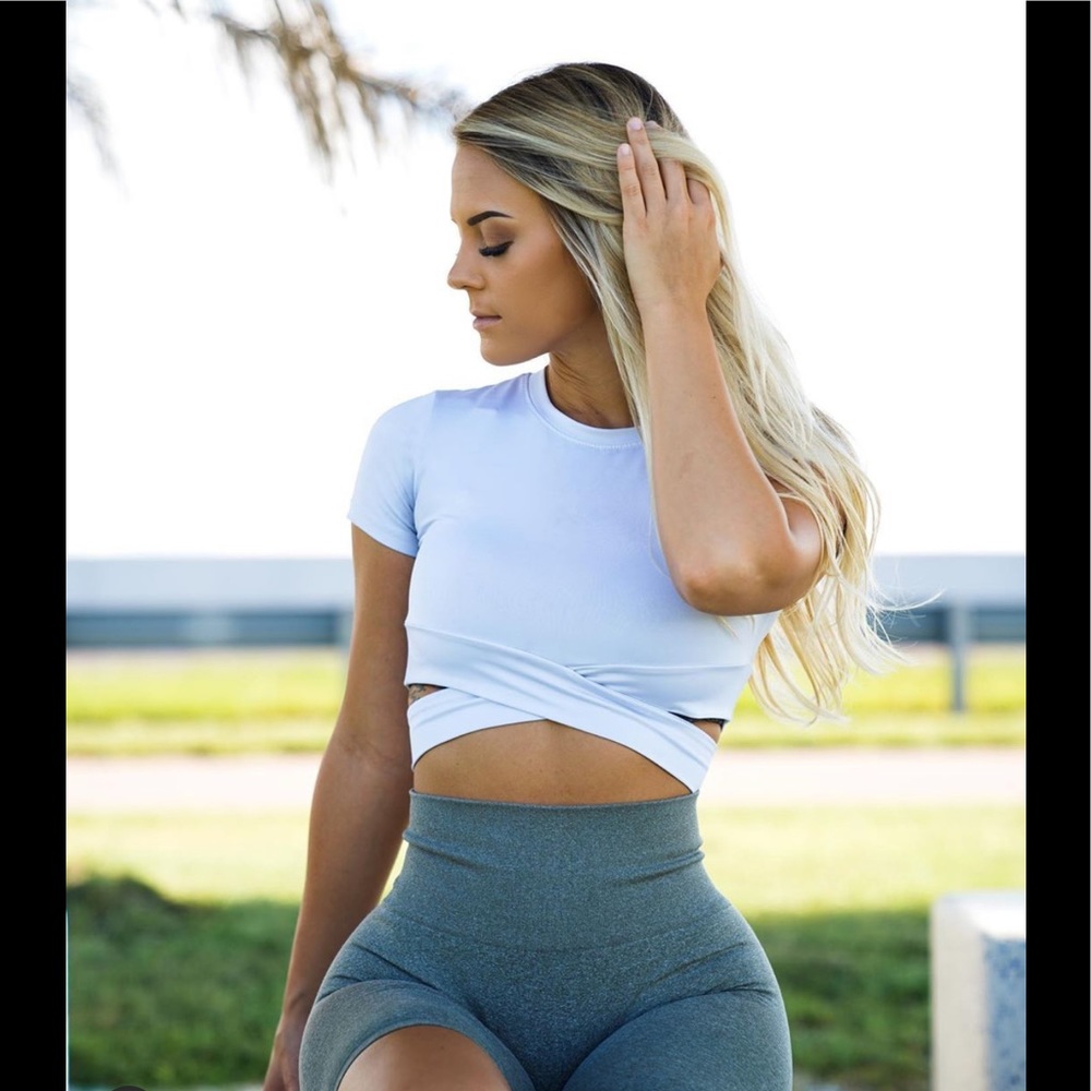 NVGTN crossbody Tee